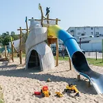 646, Seepark شقة
